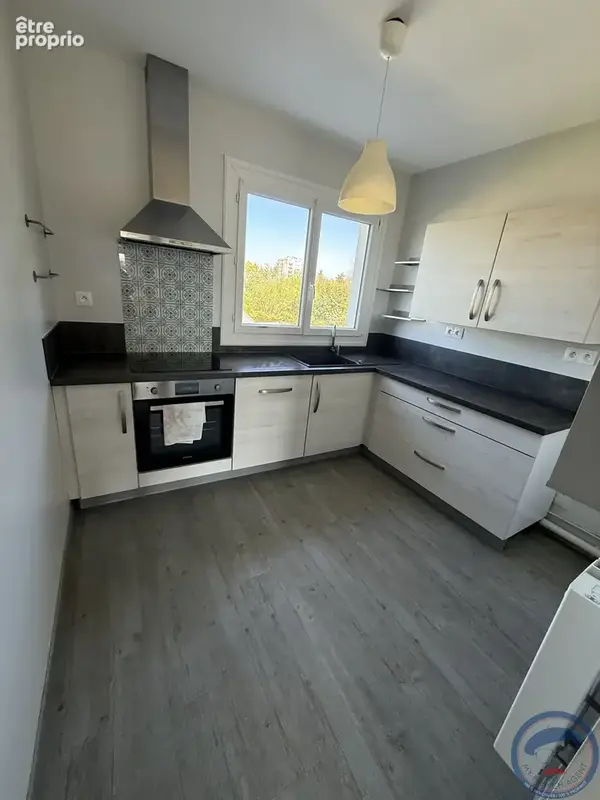 Appartement lumineux avec balcon et parking - photo 3