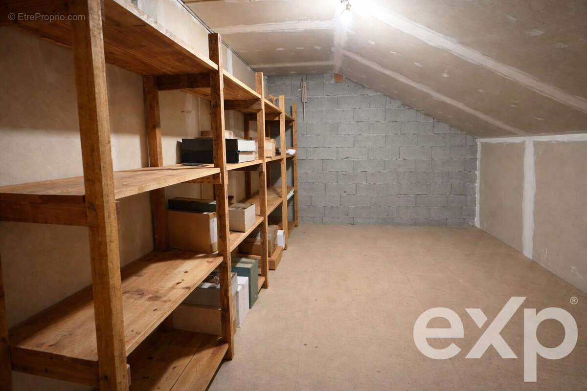 Maison à SAINT-GEORGES-D'ESPERANCHE