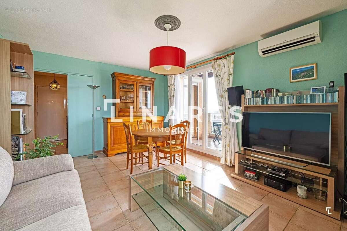 Appartement à MARSEILLE-15E