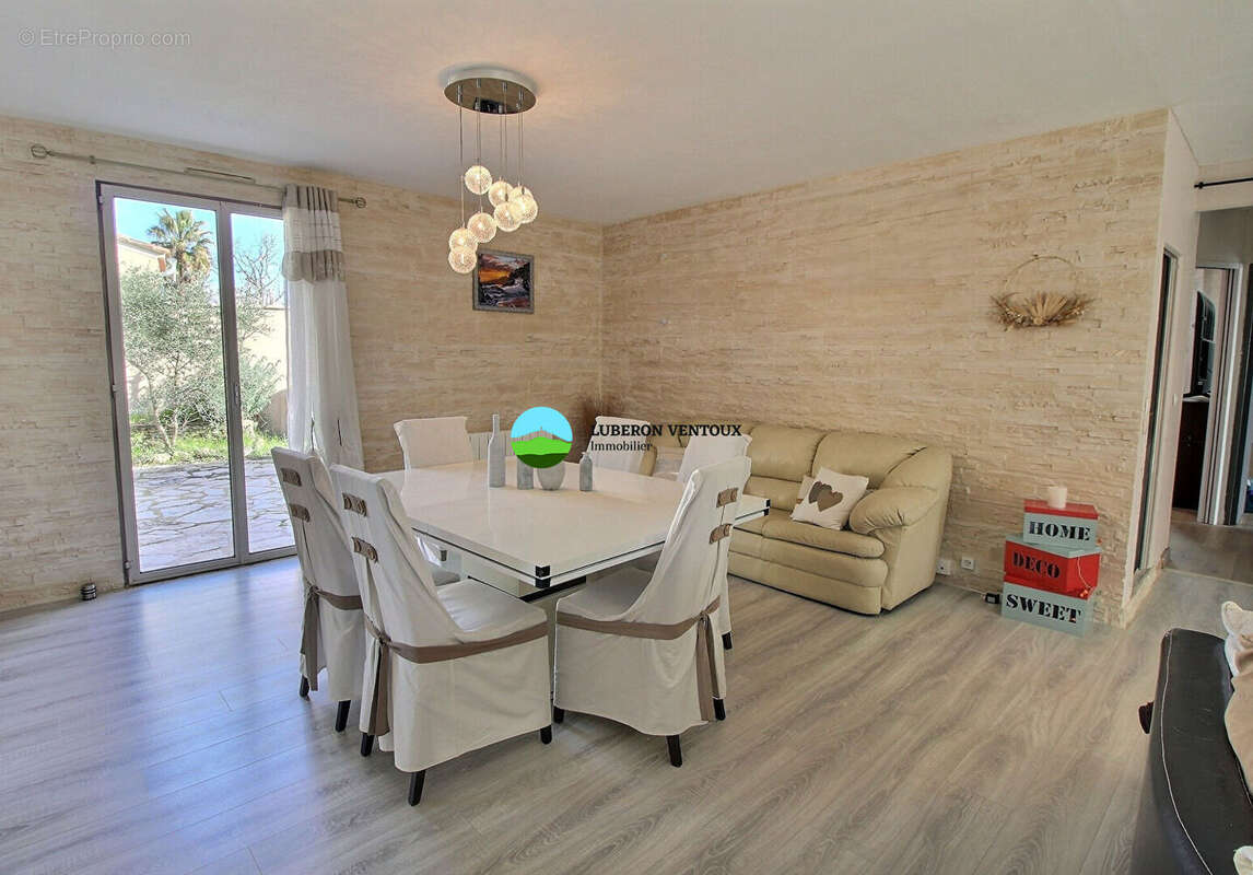 CAROMB, maison 3 chambres de plain-pied avec terrain et piscine - photo 3