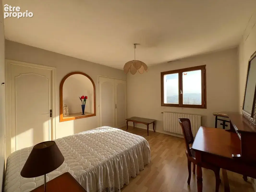 À VENDRE – SAINT-EUSÈBE (74150) - Maison familiale avec vue panoramique - photo 11
