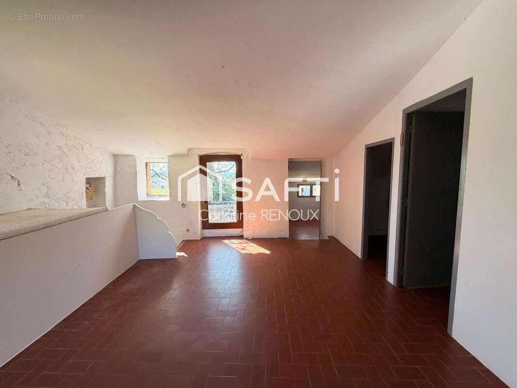 Photo 9 - Maison à CUCURON