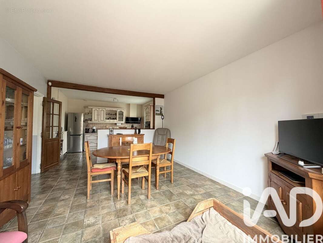 Photo 4 - Maison à SAINT-SEROTIN