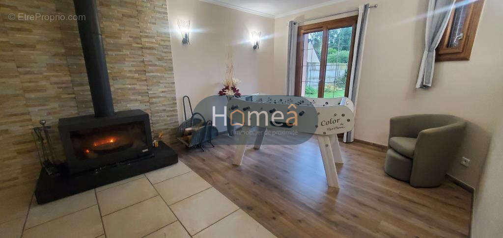 Maison à ENVERMEU