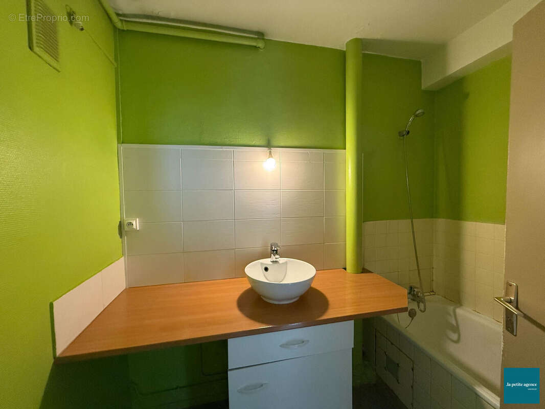 Appartement à HEROUVILLE-SAINT-CLAIR