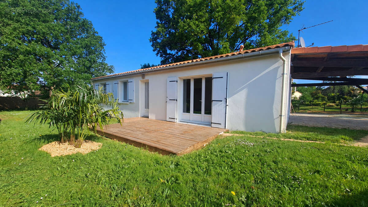 Maison à ECHIRE