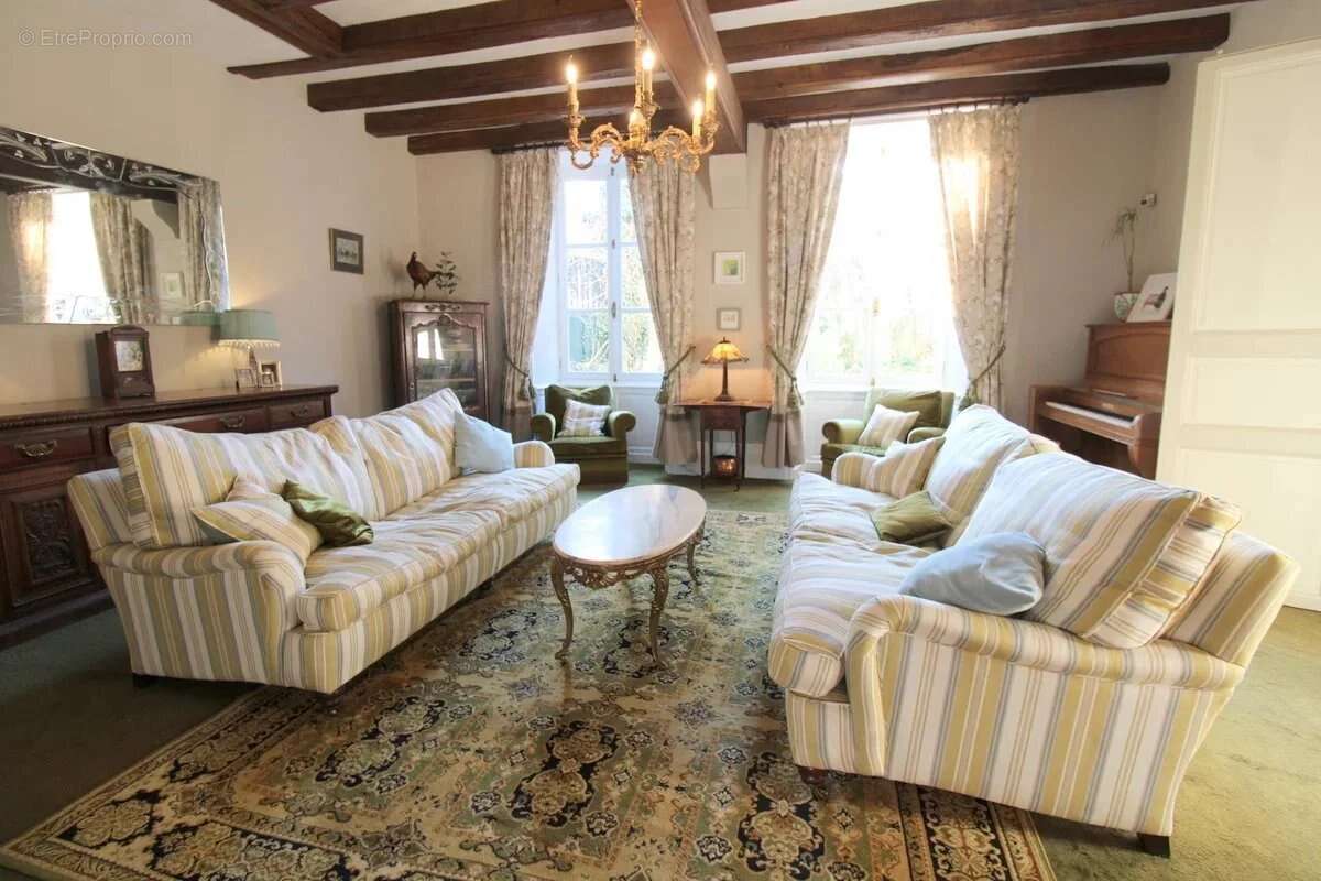 Maison à MELLE