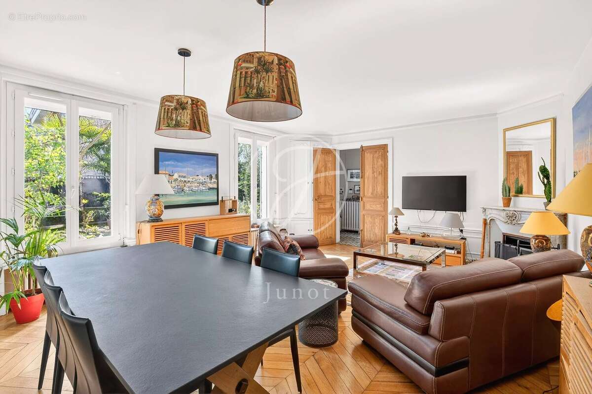 Maison à SAINT-CLOUD