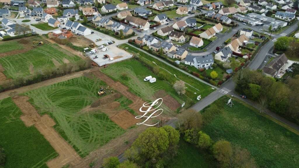 Terrain à SARGE-LES-LE-MANS