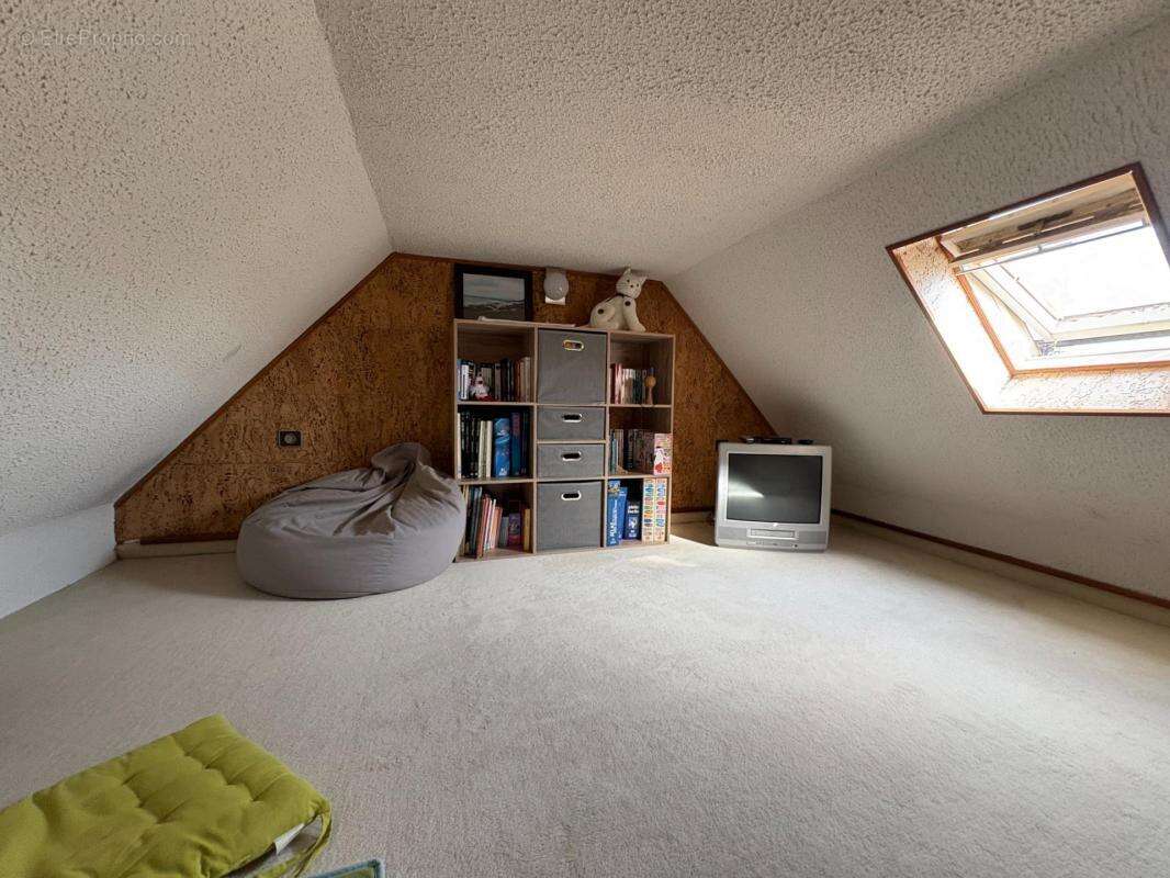 Maison de caractère avec dépendance habitable – Pluzunet - photo 10