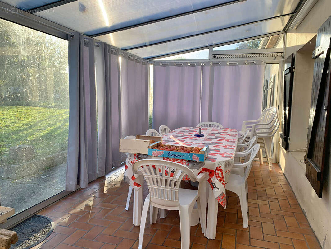 Maison à RAUVILLE-LA-PLACE