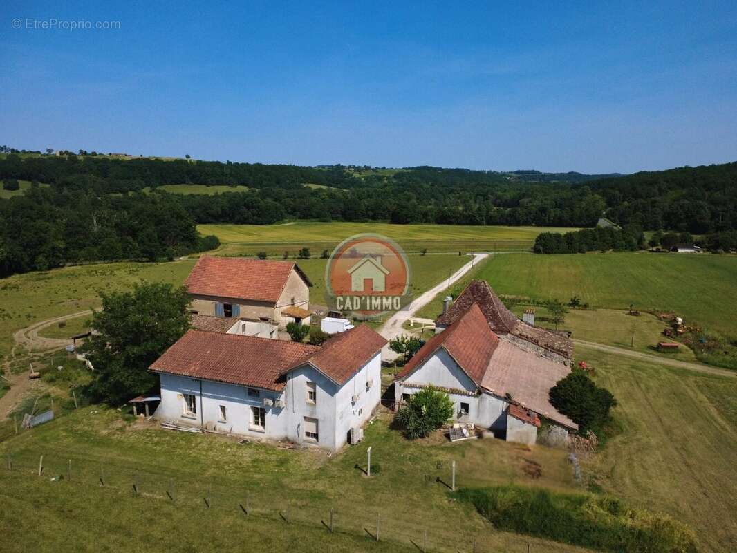 Maison à GAGEAC-ET-ROUILLAC