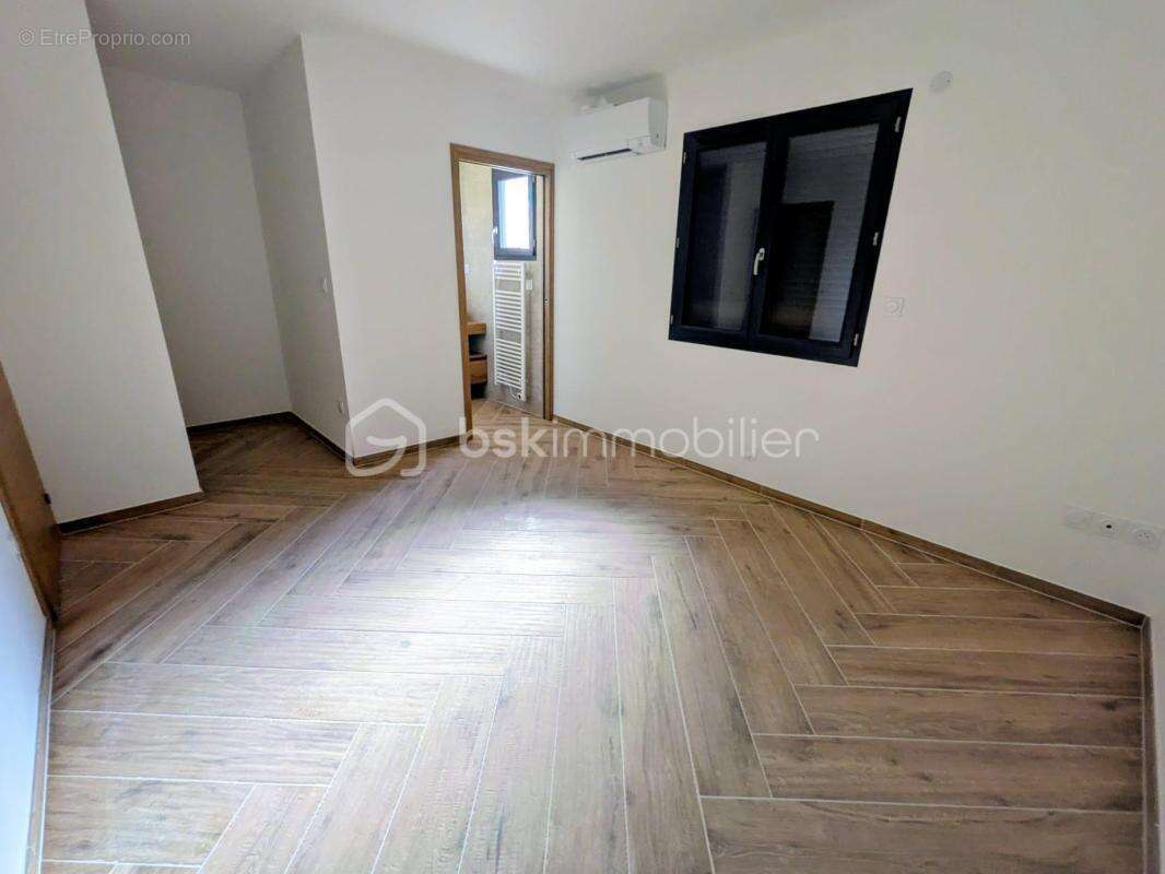 Maison à SERVES-SUR-RHONE