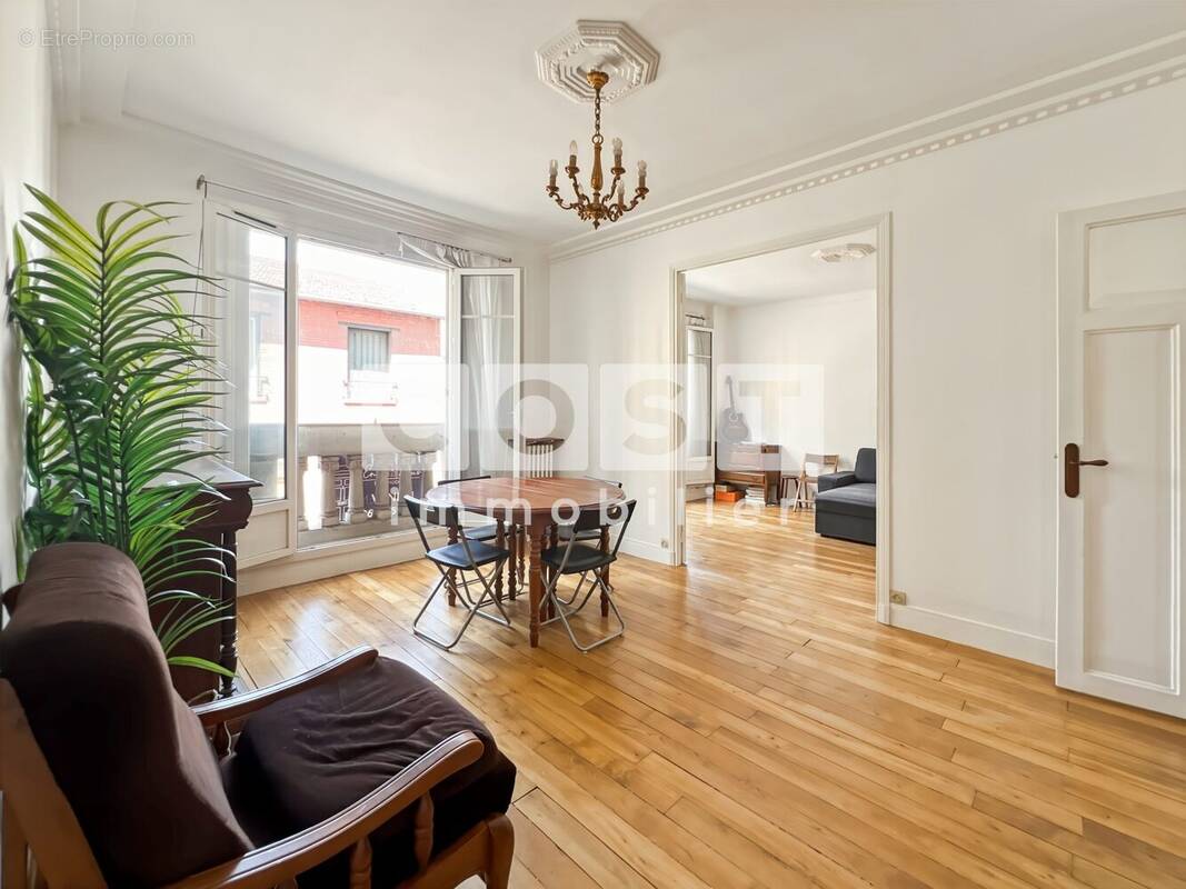 Appartement à ASNIERES-SUR-SEINE