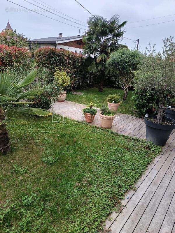 Maison à BONNEVILLE