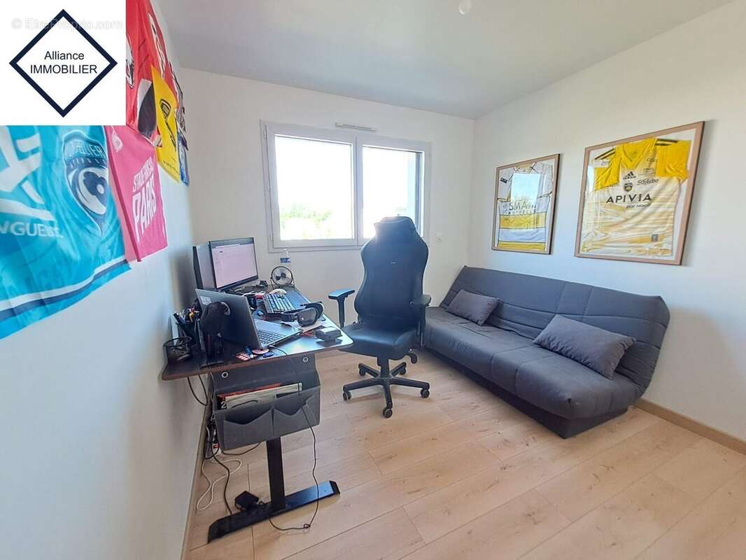 Maison 101 m² à Montauban-De-Bretagne  - photo 9