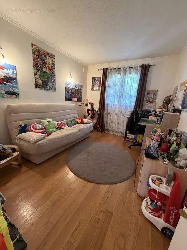 La Trinité – 3 pièces avec balcon, vue verdure et calme, résidence  tennis – DPE C - photo 3