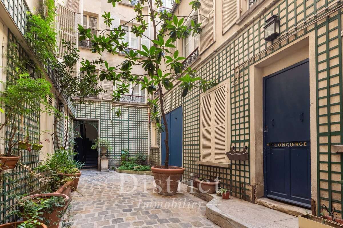 Appartement à PARIS-6E