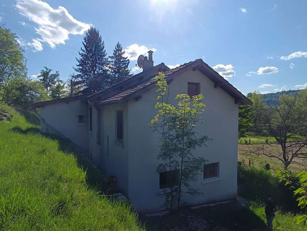 Maison à CAPDENAC