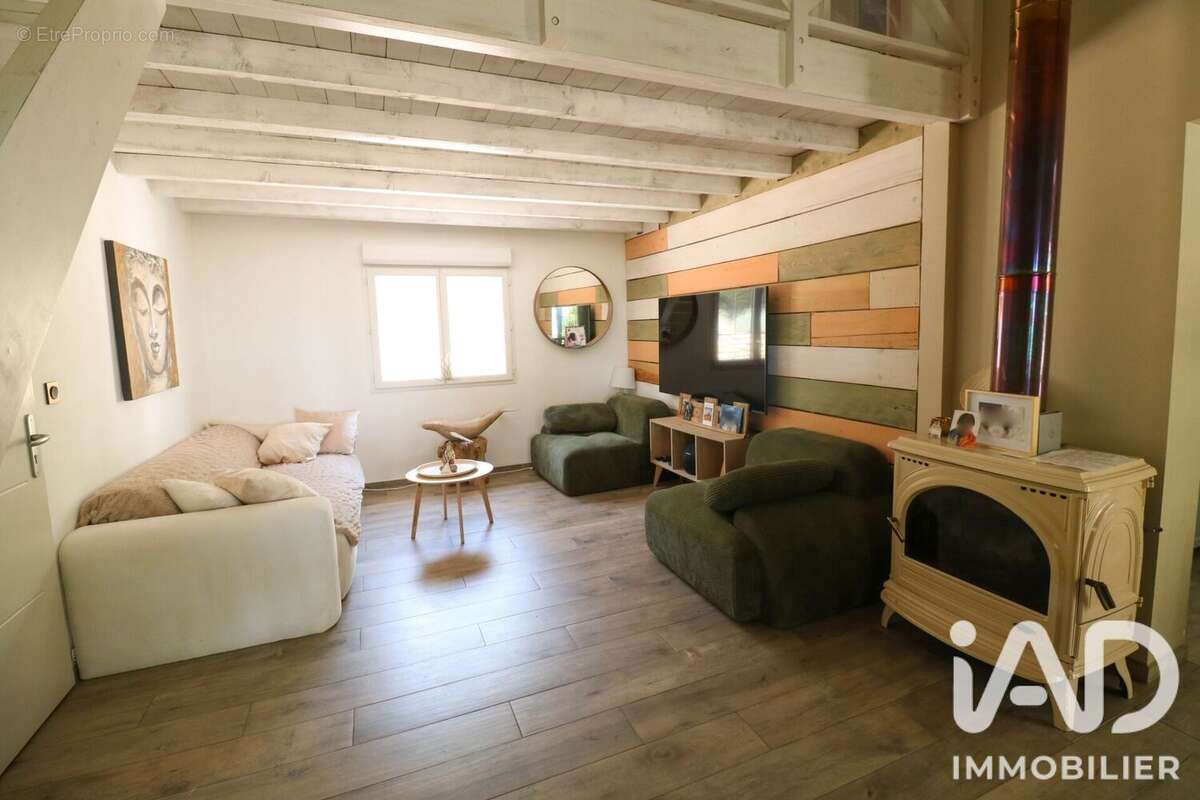 Maison 150 m² à La Roquebrussanne  - photo 7