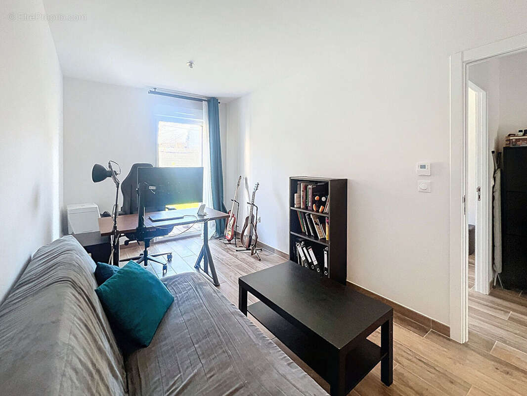 Appartement à SAINT-MAUR-DES-FOSSES