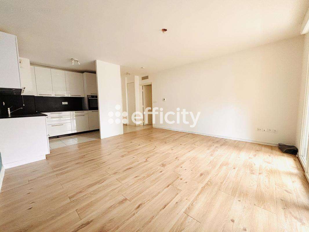 Appartement à MARSEILLE-9E