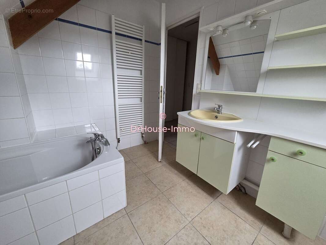 Maison 119 m² à Les Noes-Pres-Troyes  - photo 18