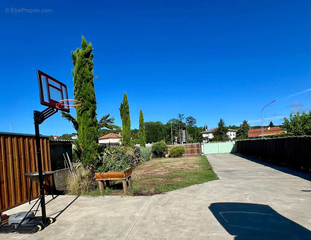 Maison à CASTELJALOUX