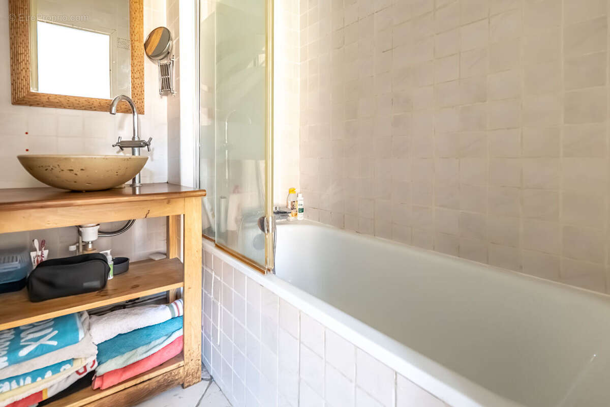 Maison à CHENNEVIERES-SUR-MARNE