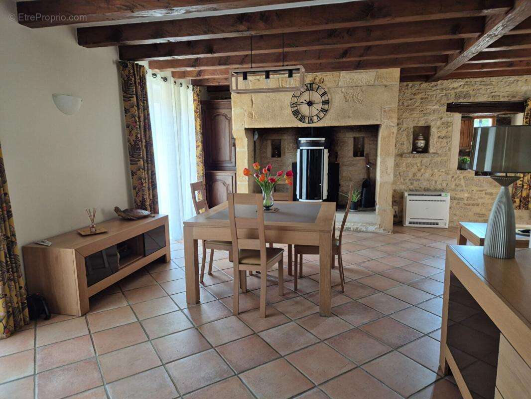 Périgourdine en parfait état - prestations haut de gamme - 4 chambres - photo 6