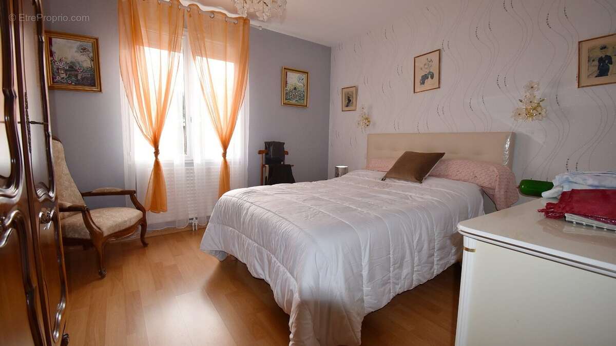 Maison à BELLERIVE-SUR-ALLIER