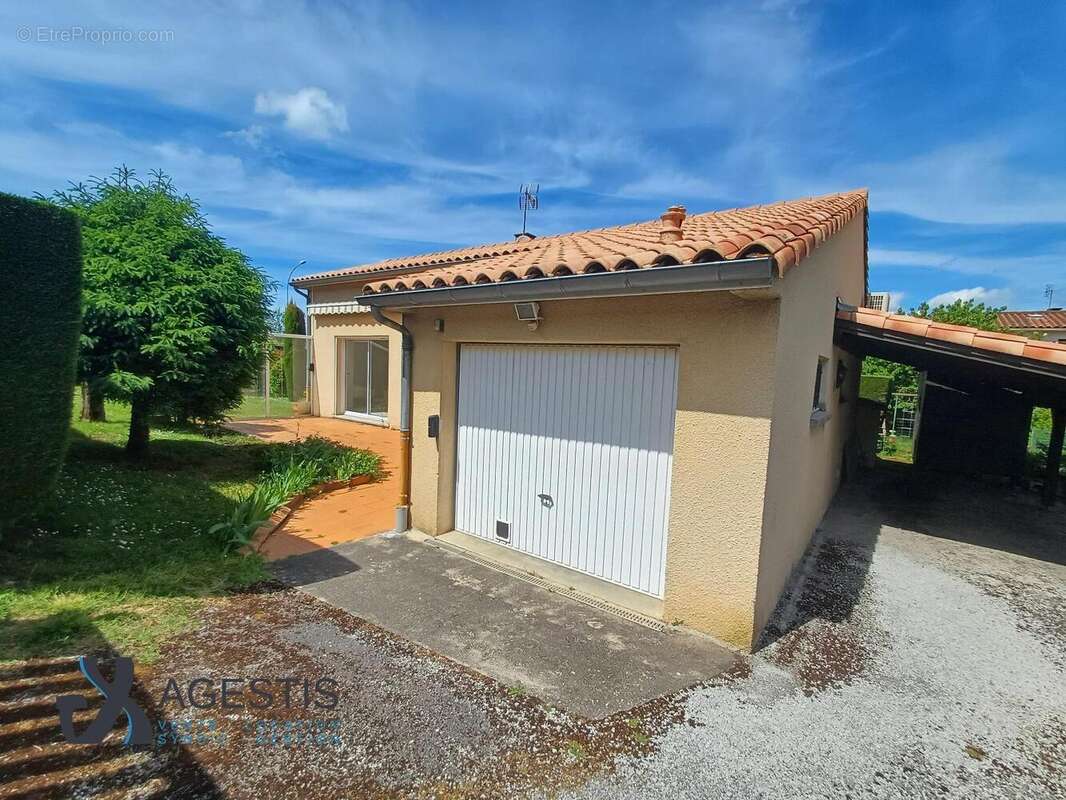   - Maison à AUSSILLON