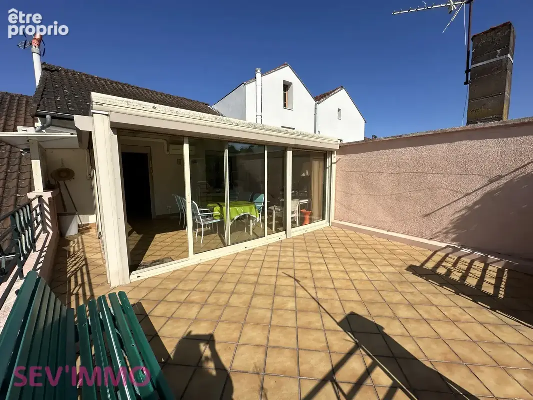 Maison 146 m2 habitables avec grand garage. - photo 15
