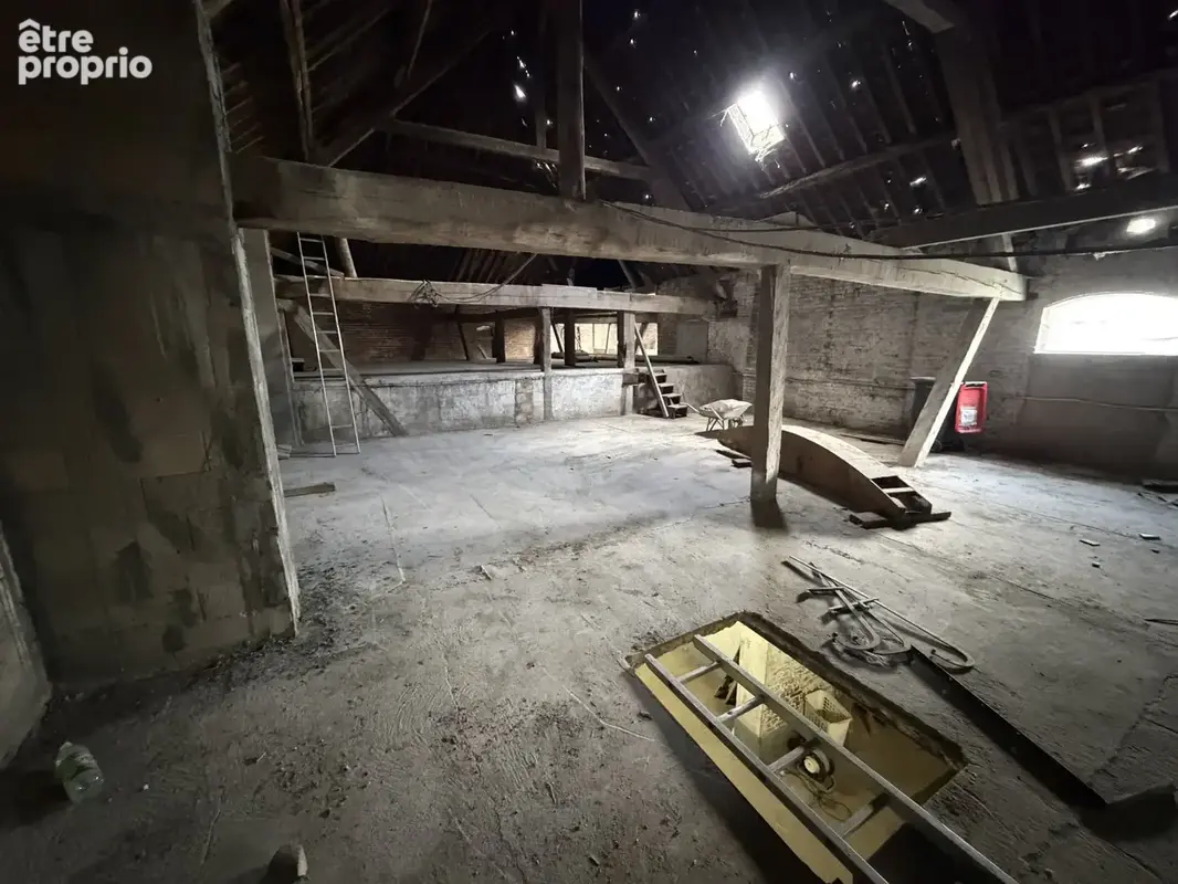 Bâtiment 260 m2   Garage / Stockage   Fort potentiel - photo 10