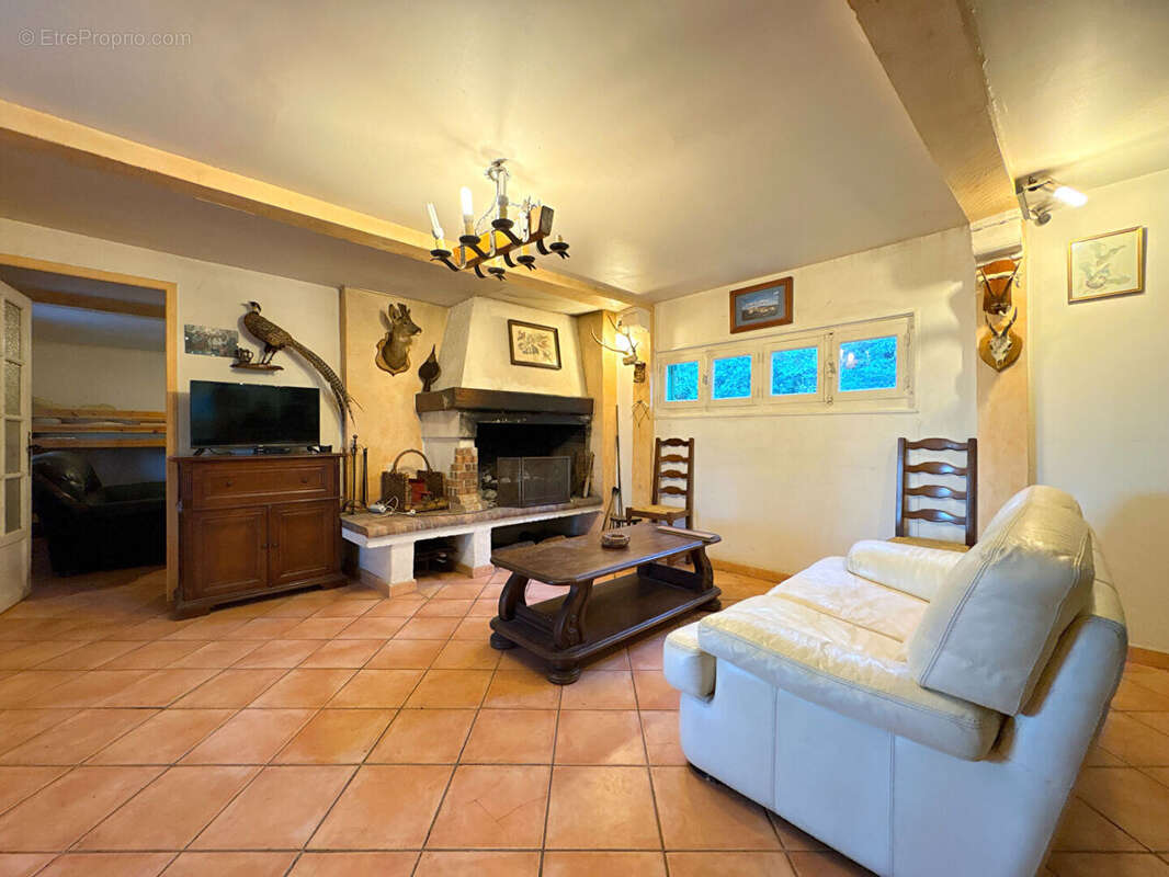 Maison à BEAUMONT-DE-PERTUIS