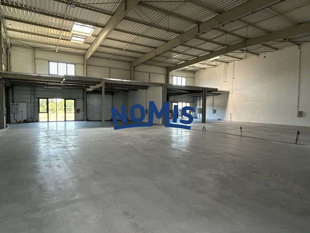 Commerce à LE BIGNON