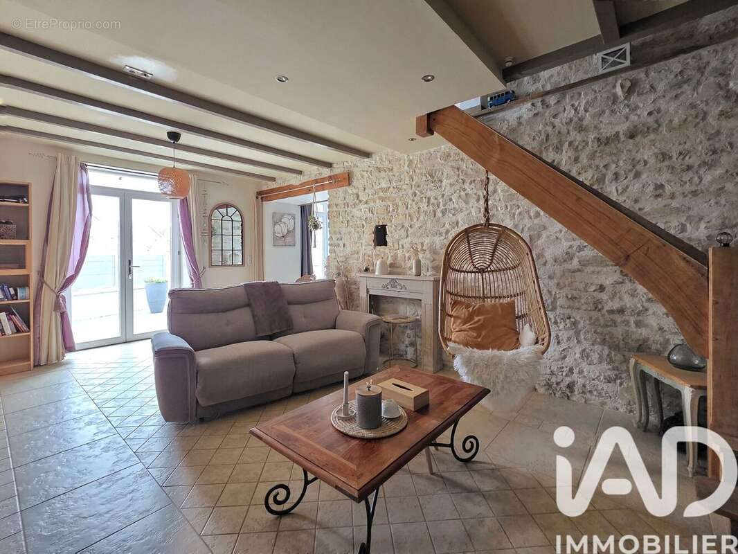 Photo 8 - Maison à COULGENS