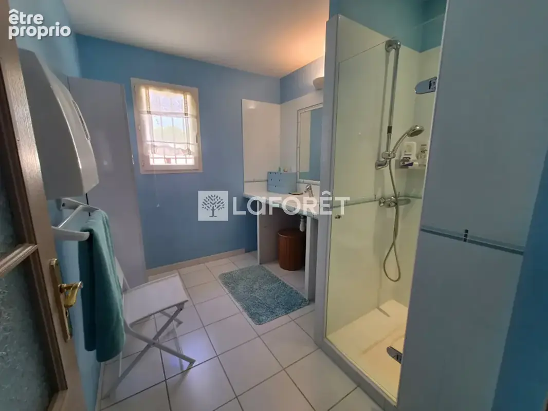 Maison Maubec 6 pièce(s) 209m2 - photo 12