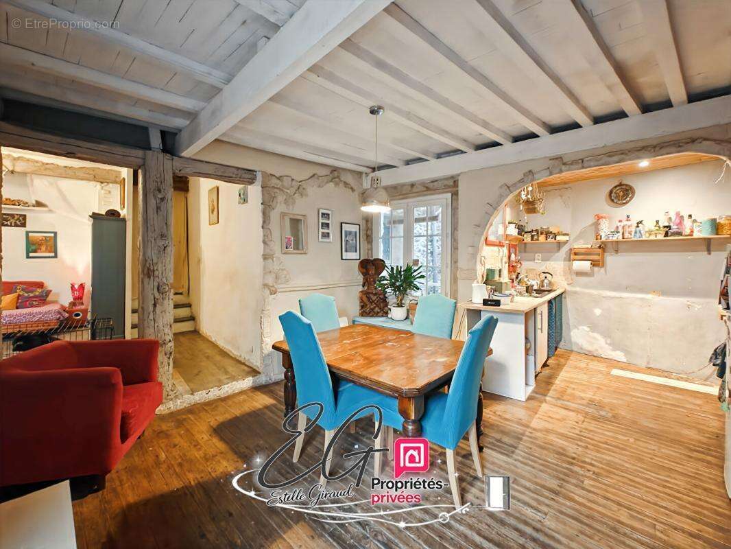 Maison à CAUNES-MINERVOIS