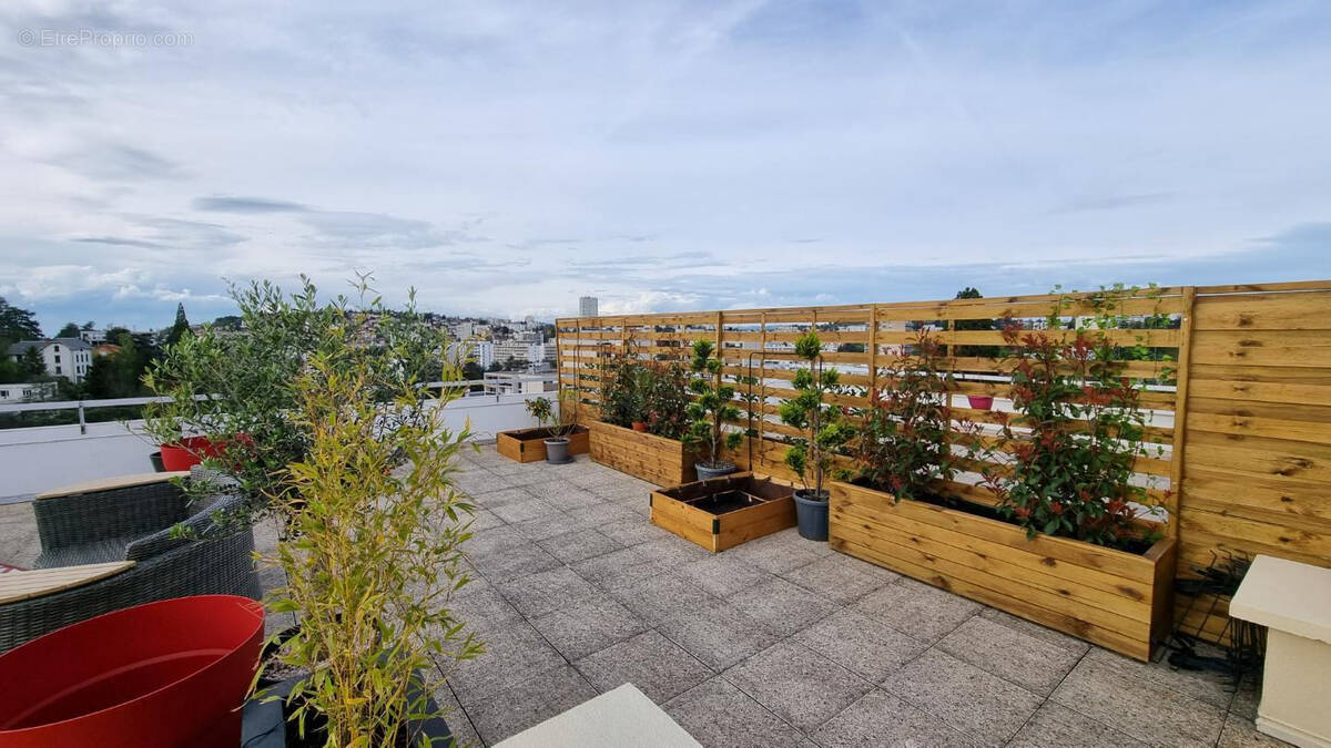 Appartement à SAINT-ETIENNE