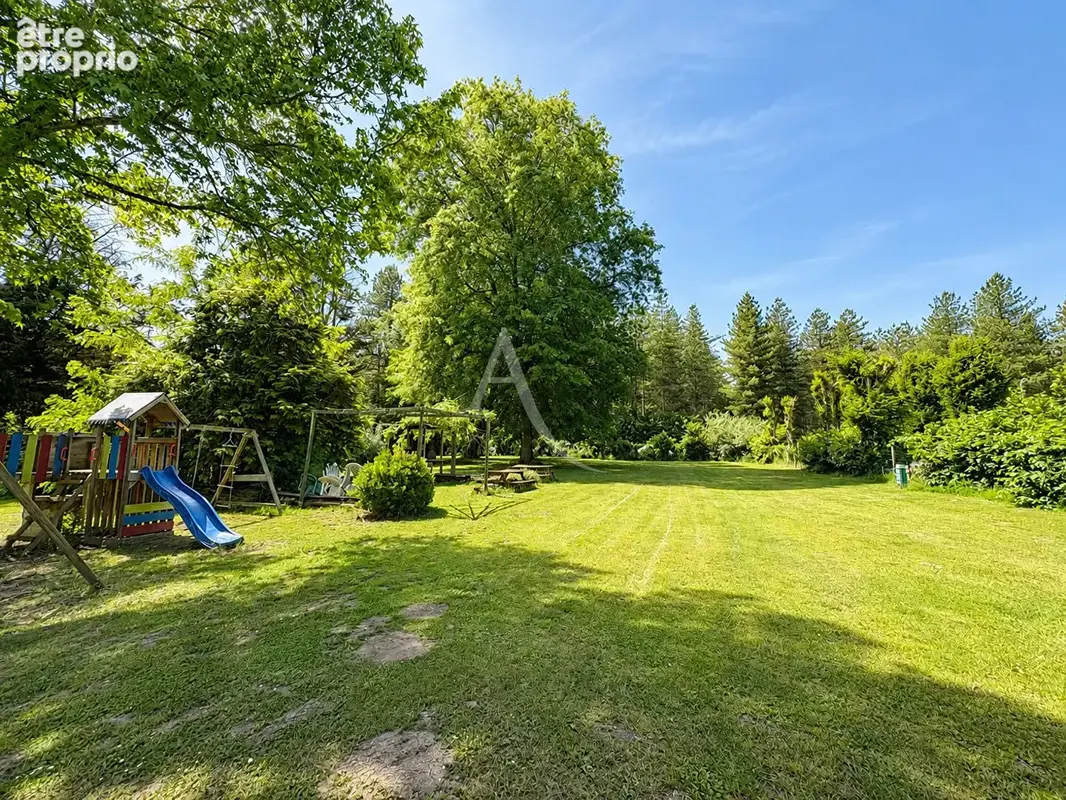 À MOULIHERNE Domaine de plein air avec gîtes et camping sur plus de 8 500 m² - photo 16
