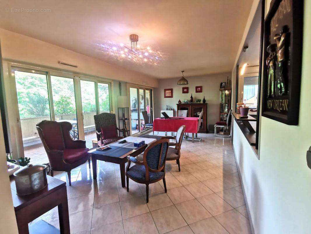 Appartement à MELUN