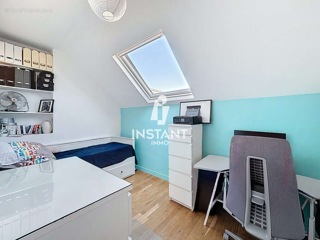 Maison à LE PERREUX-SUR-MARNE