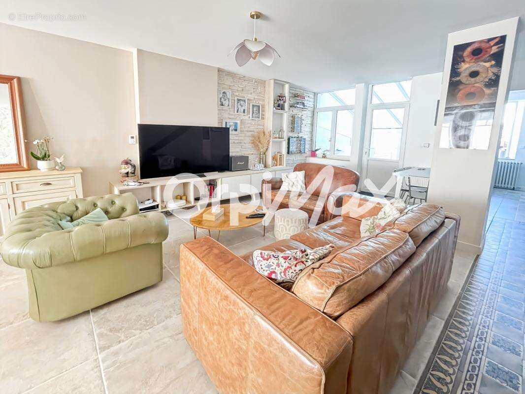 Maison à SAINT-MARTIN-BOULOGNE