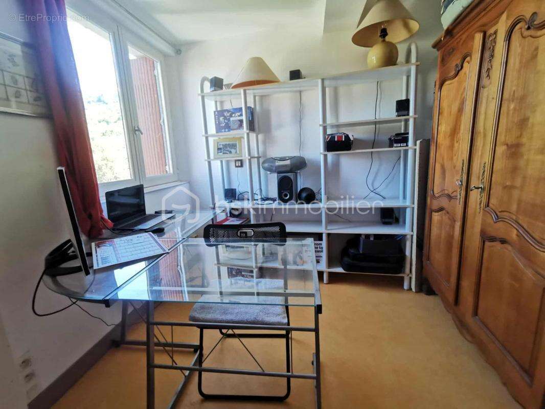 THOARD – Maison de village avec vue imprenable et fort potentiel locatif - photo 10
