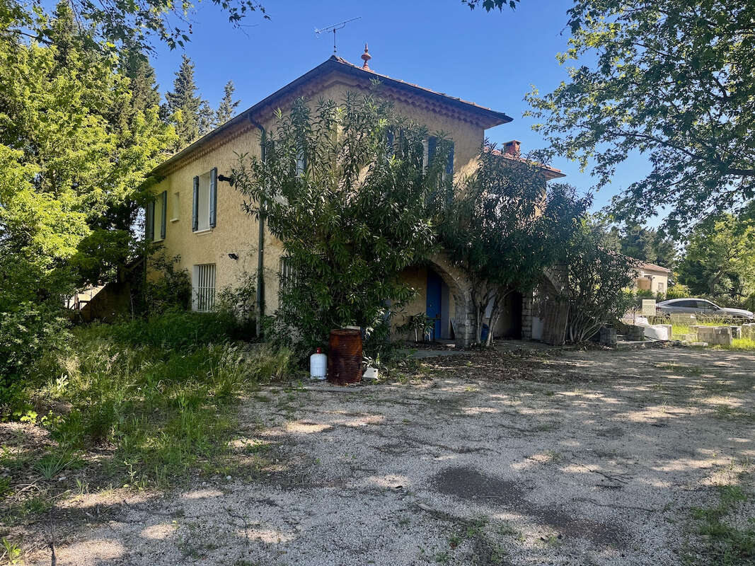 Maison à JONQUIERES