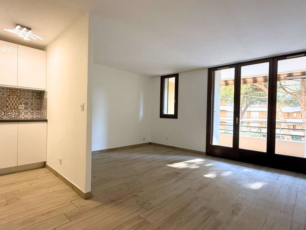Appartement à FREJUS