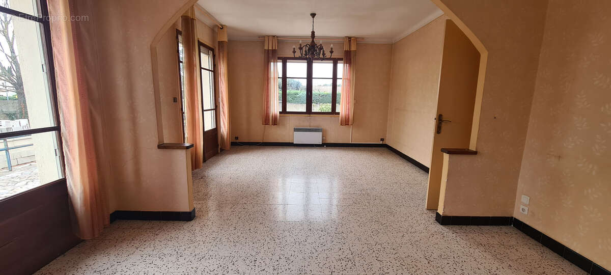 Maison à VENDARGUES