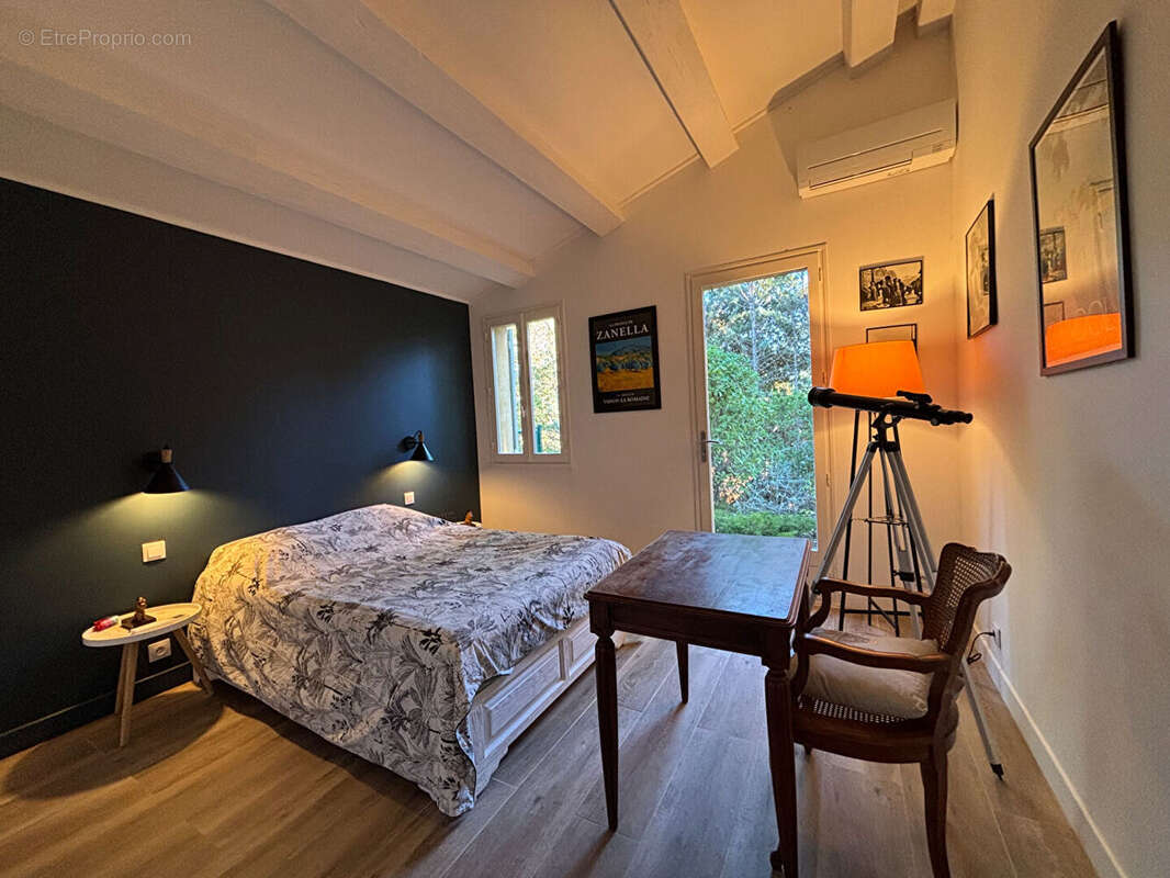 Maison à ROUSSILLON