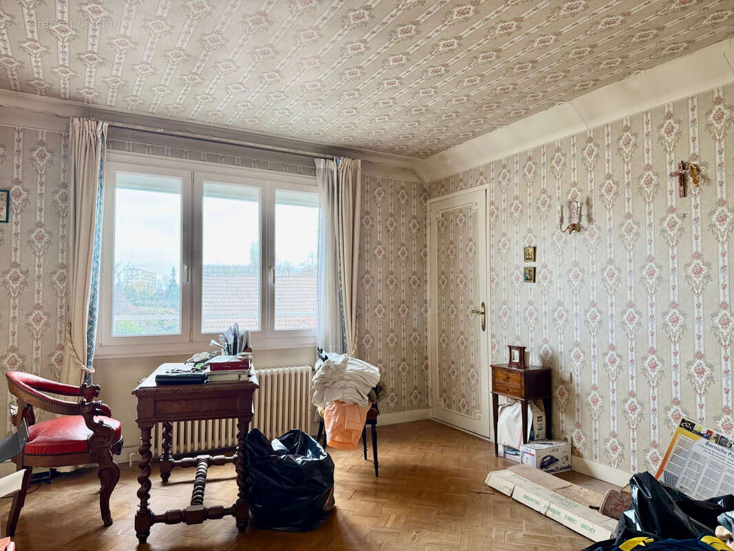 Maison à SAINT-ANDRE-LES-VERGERS